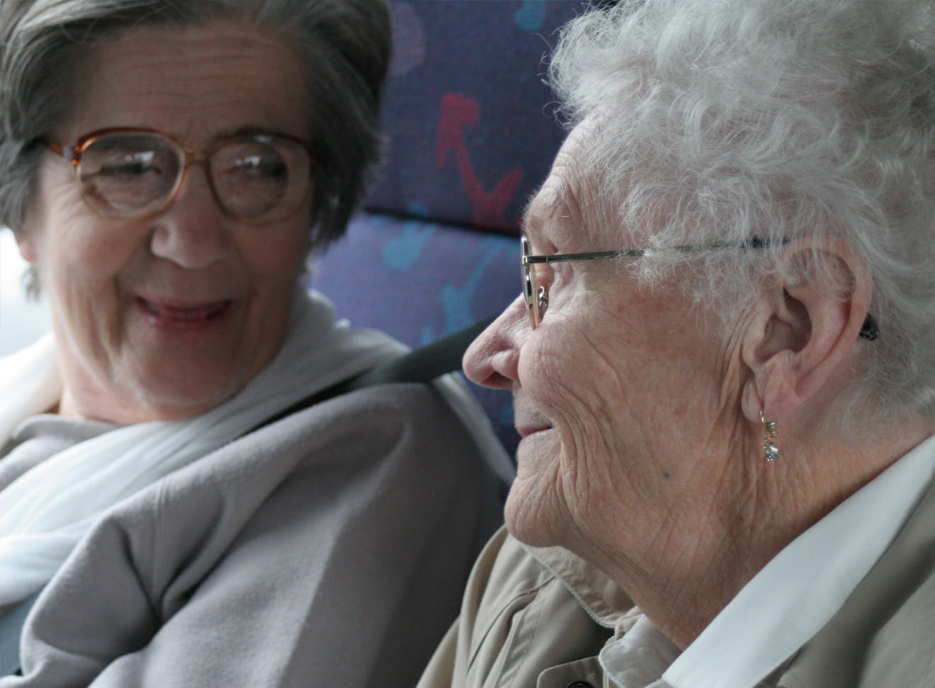 med-slider-ladies-min